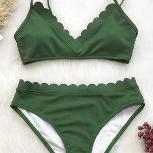 CUPSHE In The Moment Green Bikini Medium